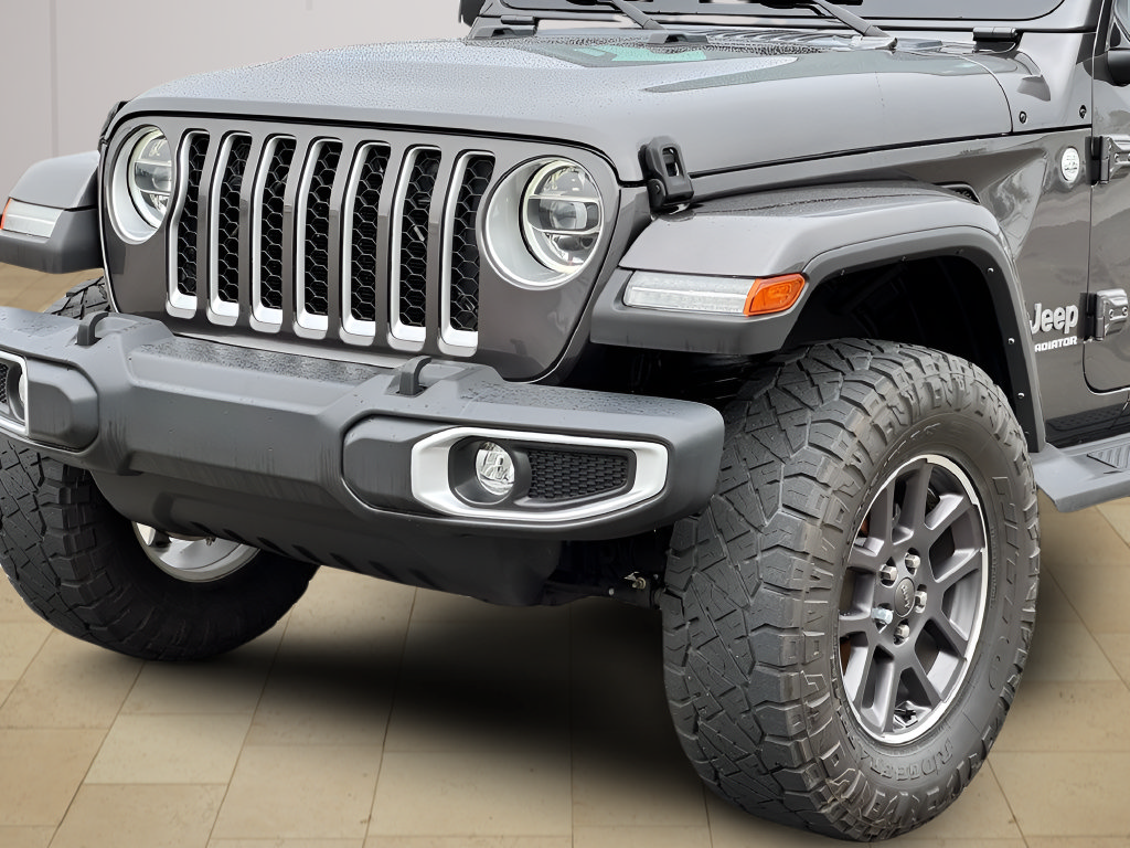 Used 2021 Jeep Gladiator Overland w/ LED Lighting Group AWD/4WD image 33