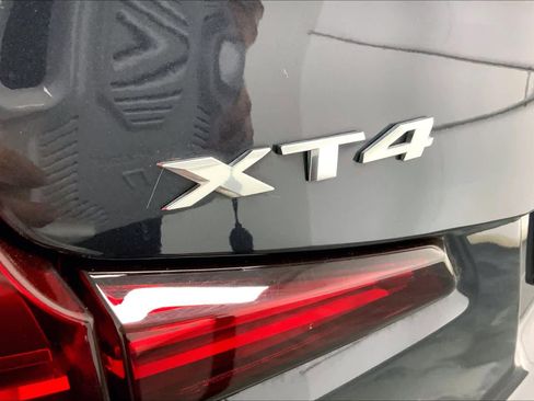 Used 2023 Cadillac XT4 Luxury w/ Cold Weather Package image 28
