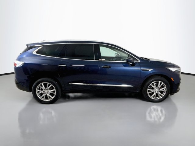Used 2022 Buick Enclave Essence w/ Experience Buick Package AWD/4WD image 8