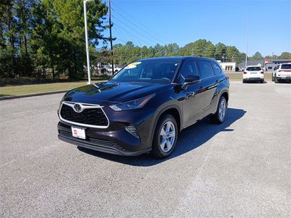 Certified 2022 Toyota Highlander L