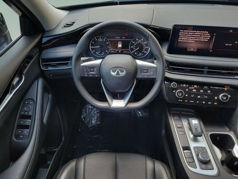 Certified 2025 INFINITI QX60 Pure image 6