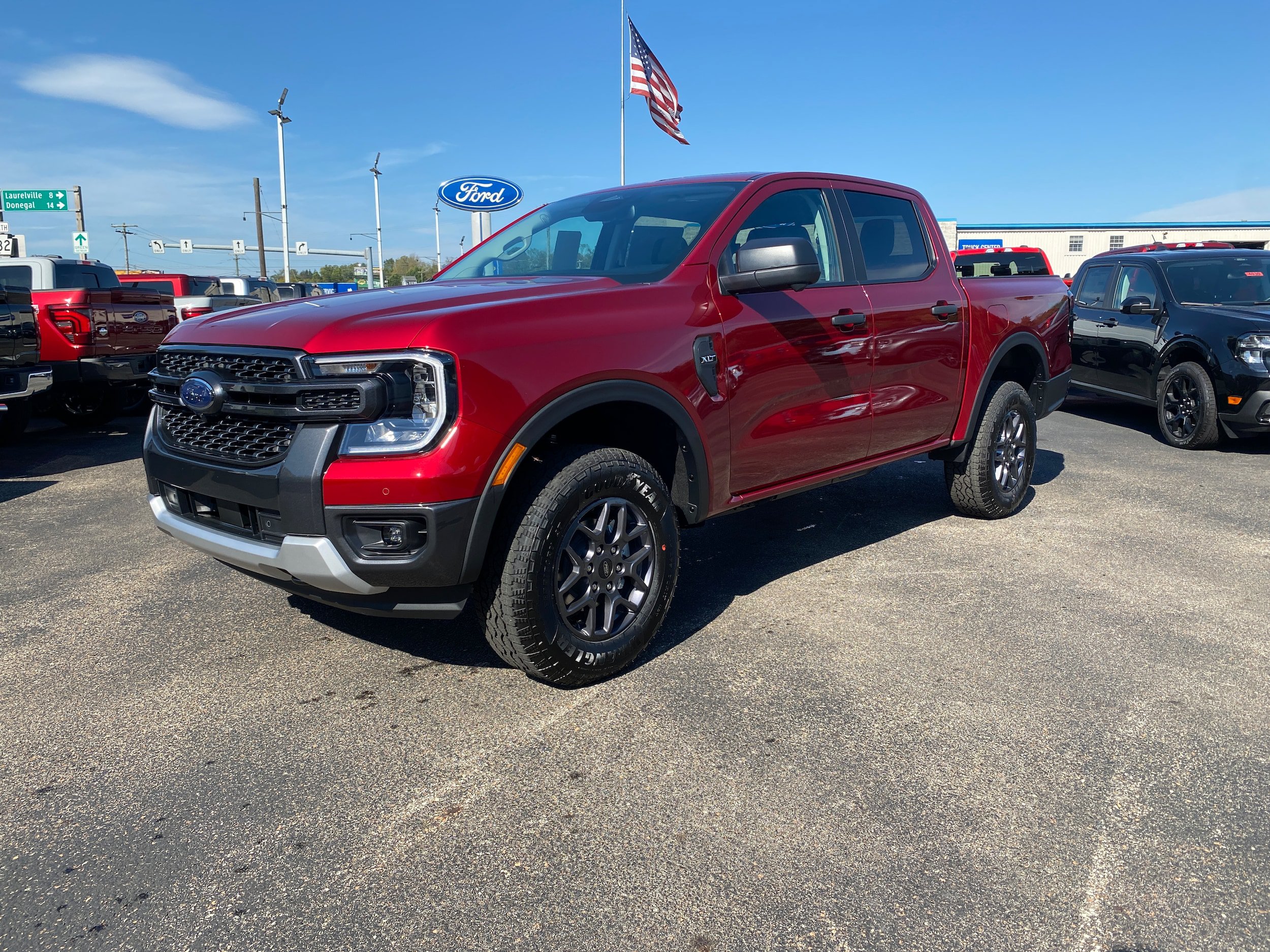 New 2026 Ford Ranger XLT w/ Equipment Group 301A High AWD/4WD image 2