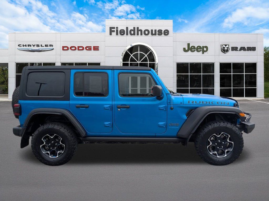 Used 2022 Jeep Wrangler Unlimited Rubicon 4xe w/ Cold Weather Group AWD/4WD image 5