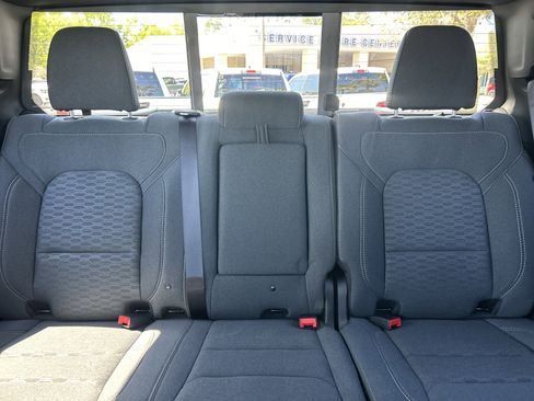 New 2026 RAM 1500 4x4 Crew Cab image 17