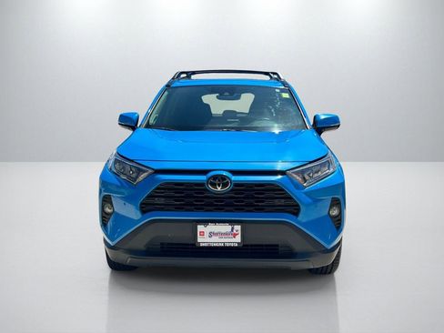 Used 2021 Toyota RAV4 XLE Premium FWD image 2