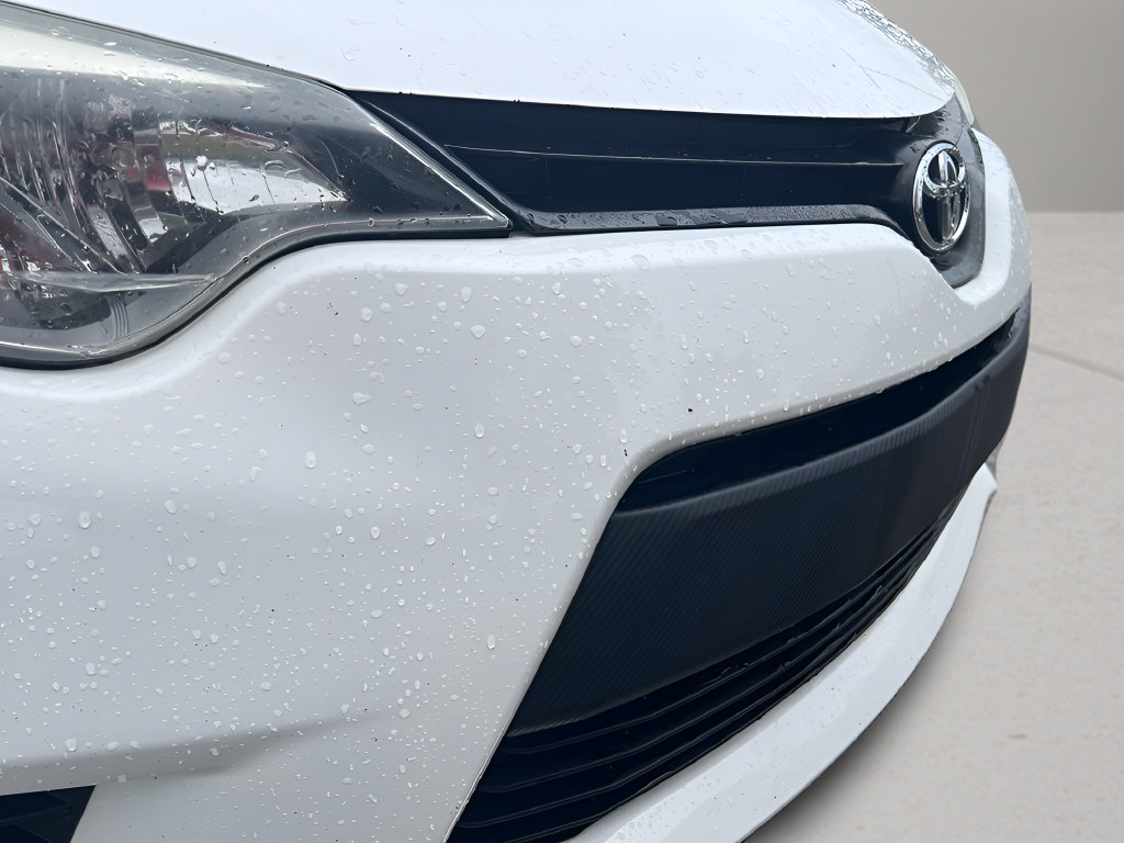 Used 2014 Toyota Corolla LE FWD image 30