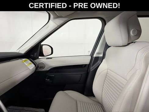 Certified 2025 Land Rover Discovery S AWD/4WD image 17