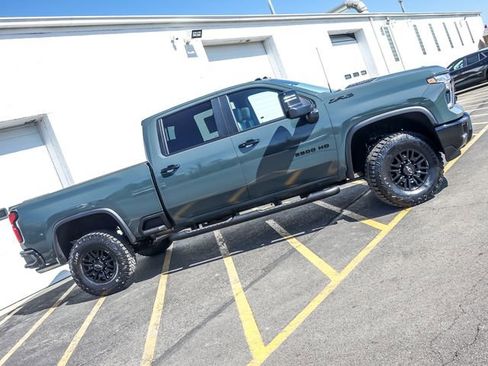 New 2026 Chevrolet Silverado 2500 ZR2 w/ LPO, Dark Essentials Package image 4