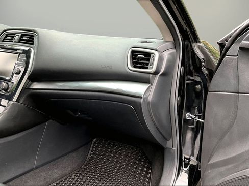 Used 2021 Nissan Maxima 3.5 SV w/ Floor Mat Group FWD image 20