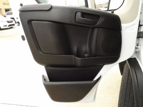 Used 2021 RAM ProMaster 2500 image 8
