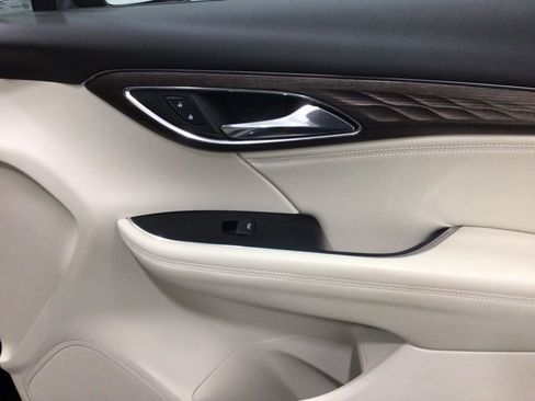 Used 2023 Buick Envision Avenir image 33