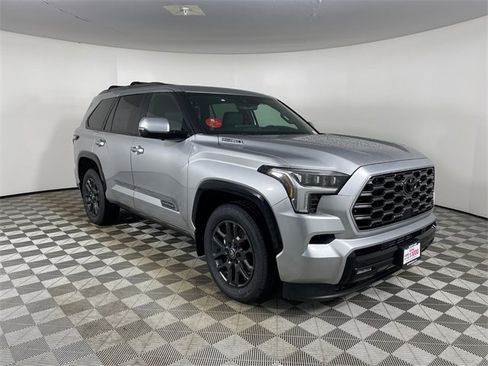 New 2026 Toyota Sequoia Platinum image 7