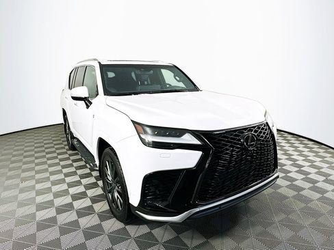 Used 2024 Lexus LX 600 F Sport image 2