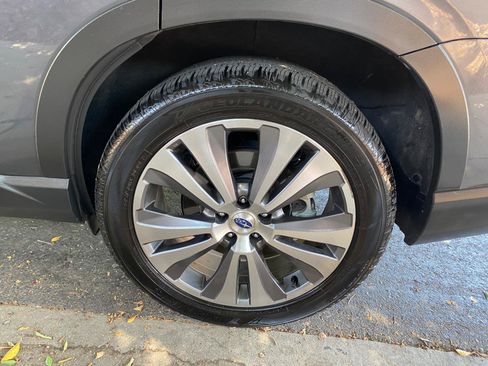 Used 2022 Subaru Ascent Limited AWD/4WD image 18