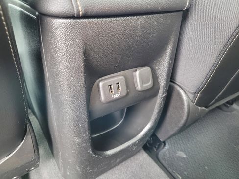 Used 2021 GMC Canyon Denali AWD/4WD image 16