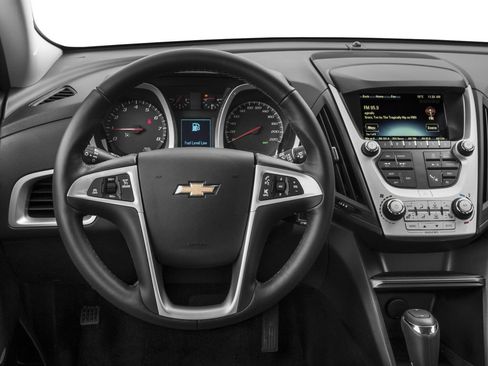 Used 2016 Chevrolet Equinox LT w/ Convenience Package AWD/4WD image 4