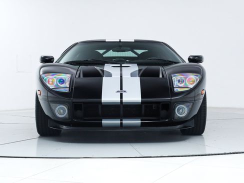 Used 2006 Ford GT image 8