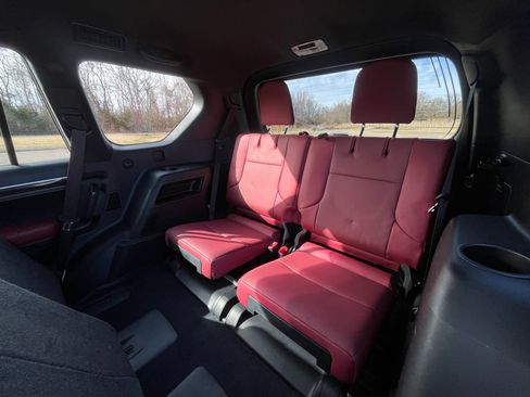 Used 2023 Lexus GX 460 Premium w/ Premium Package AWD/4WD image 25