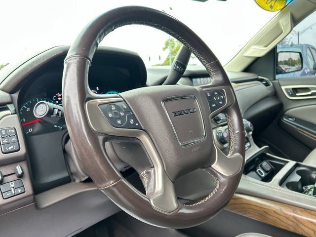 Used 2019 GMC Yukon XL Denali w/ Denali Ultimate Package AWD/4WD image 41