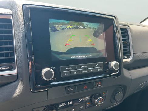 Used 2024 Nissan Frontier SL w/ Technology Package RWD image 25