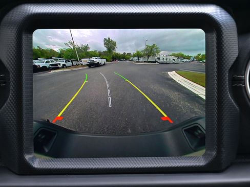 Used 2022 Jeep Gladiator Overland image 15