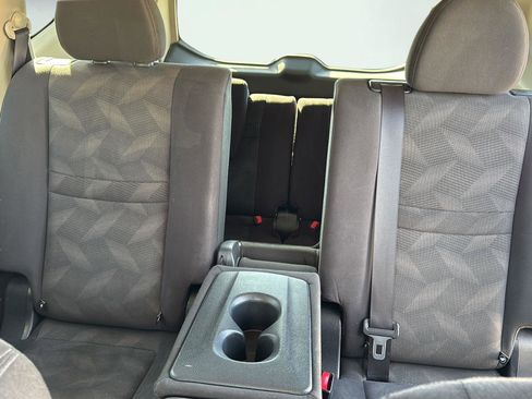 Used 2016 Nissan Rogue SV image 17