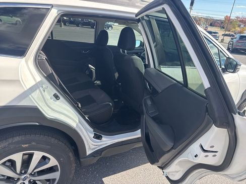 Certified 2025 Subaru Outback Premium image 19