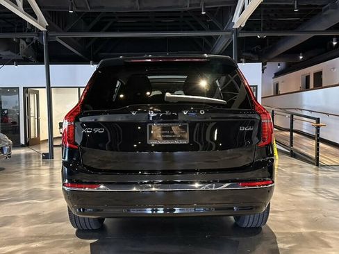 Used 2026 Volvo XC90 B6 Ultra AWD/4WD image 4