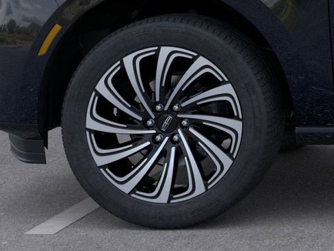 New 2025 Lincoln Navigator Black Label image 19