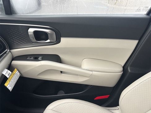 New 2026 Kia Sorento S image 25