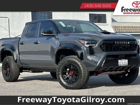 Certified 2025 Toyota Tacoma TRD Pro image 1