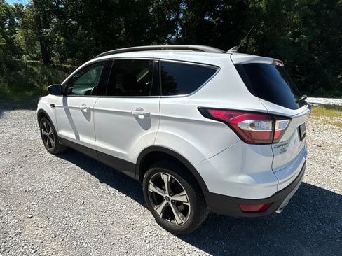 Used 2018 Ford Escape SEL w/ Ford Safe & Smart Package AWD/4WD image 7