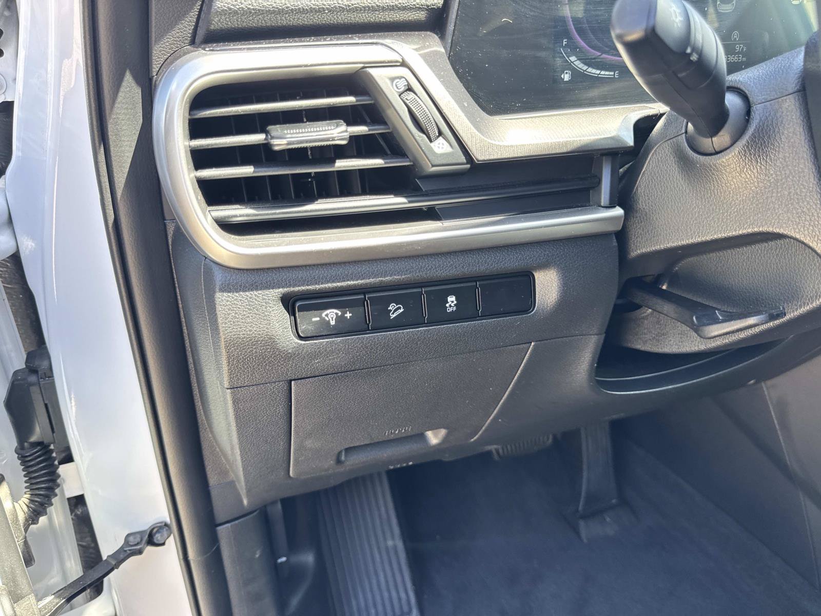 Used 2024 Kia Telluride S w/ S Sunroof Package FWD image 21
