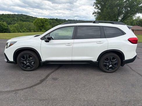 Used 2025 Subaru Ascent Onyx Edition AWD/4WD image 5