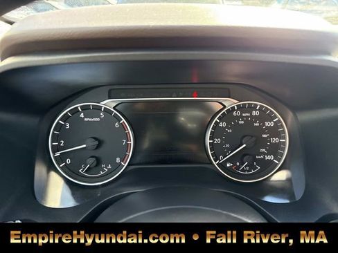 Used 2022 Nissan Rogue SV image 31