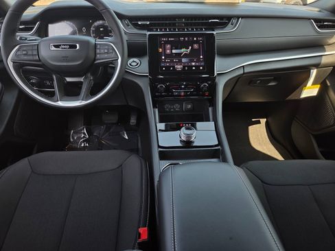 New 2026 Jeep Grand Cherokee Laredo X RWD image 5