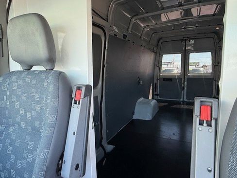 Used 2005 Dodge Sprinter 3500 w/ PWR Convenience Group image 18