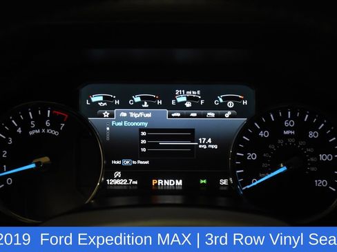 Used 2019 Ford Expedition Max XLT w/ Equipment Group 202A AWD/4WD image 14