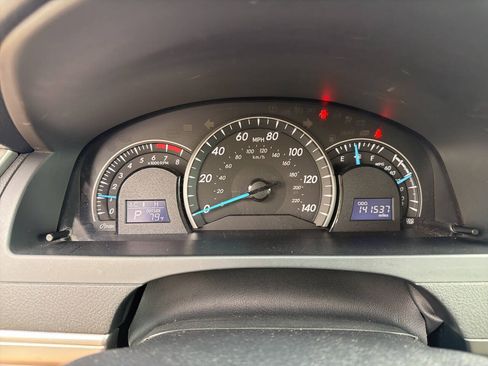 Used 2014 Toyota Camry LE FWD image 8