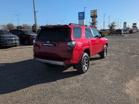 Used 2023 Toyota 4Runner TRD Off-Road Premium image 18