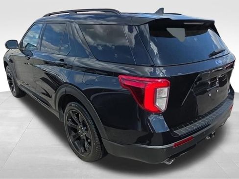 Used 2023 Ford Explorer ST-Line w/ Class IV Trailer Tow Package AWD/4WD image 7