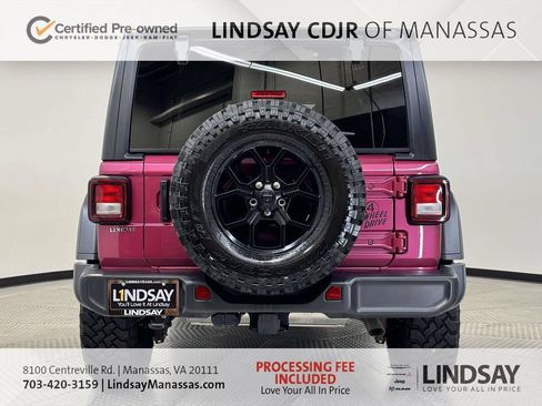 Used 2024 Jeep Wrangler Unlimited Sport AWD/4WD image 8