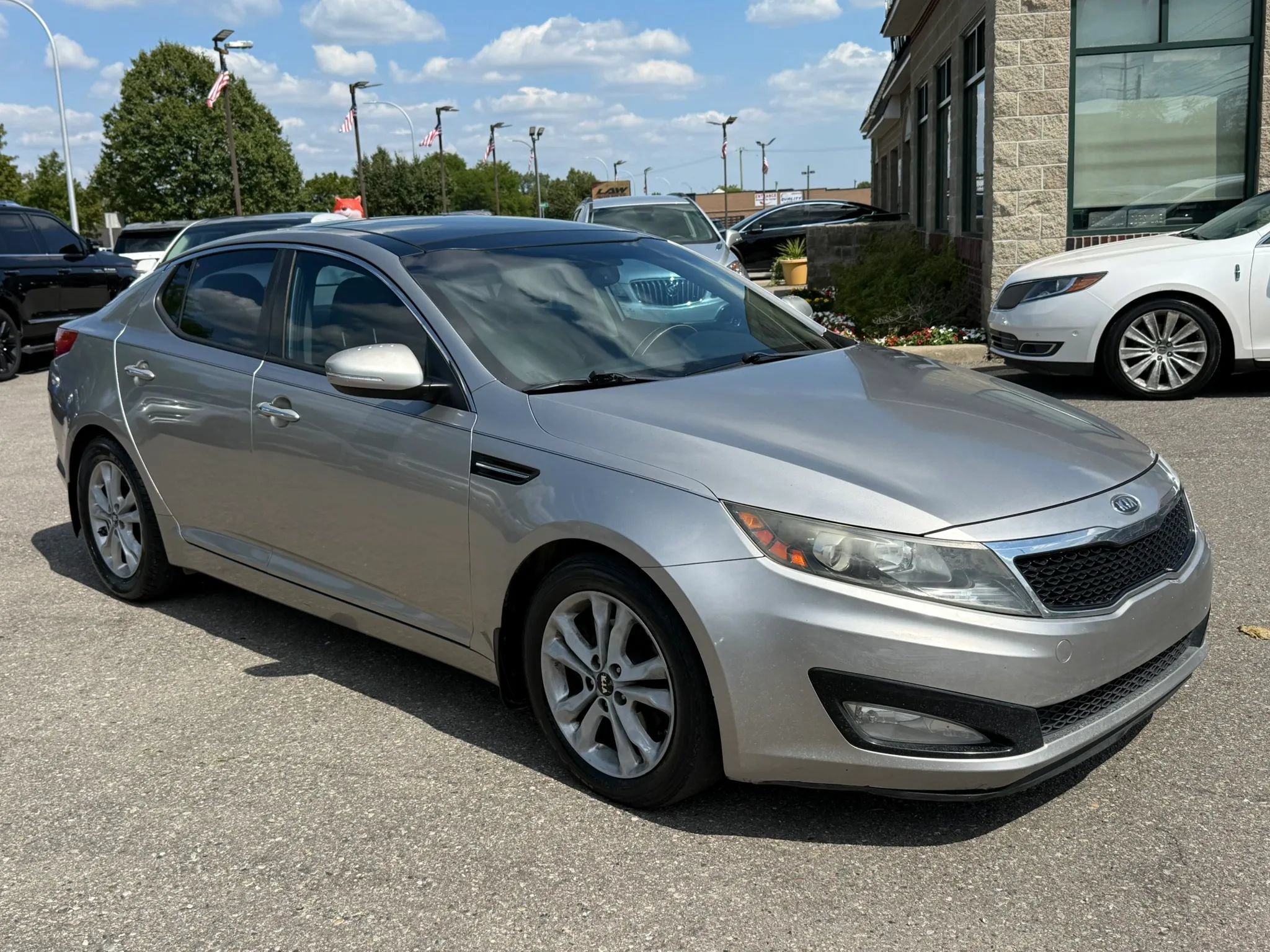 Used 2011 Kia Optima EX FWD image 3