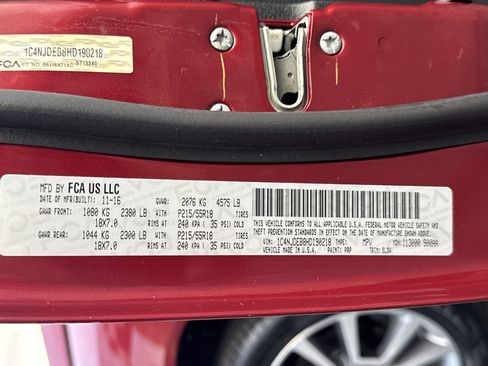 Used 2017 Jeep Compass High Altitude image 31