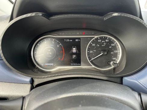 Certified 2024 Nissan Versa SV FWD image 15
