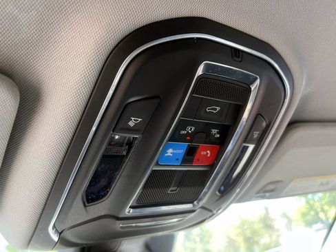 Used 2021 Jeep Grand Cherokee L Limited AWD/4WD image 32