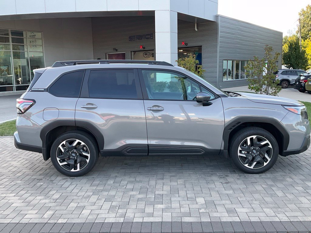 Used 2026 Subaru Forester Limited AWD/4WD image 8