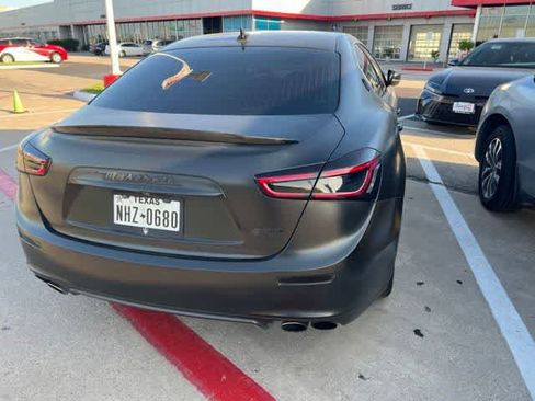 Used 2017 Maserati Ghibli RWD image 4