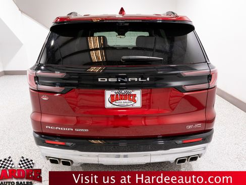 Used 2024 GMC Acadia Denali w/ Super Cruise Package image 4