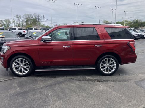Used 2018 Ford Expedition Platinum AWD/4WD image 4